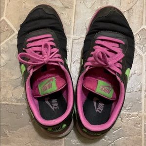 Nike Victoria Retro Women's Shoes 525322-008